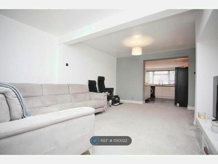 3 Bedroom Semi-Detached House To Rent In Three Spires Avenue, Coventry, CV6