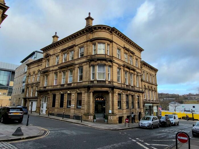 2 Bedroom Apartment To Rent In Town Hall Street East, Calder Court Town Hall Street East, HX1