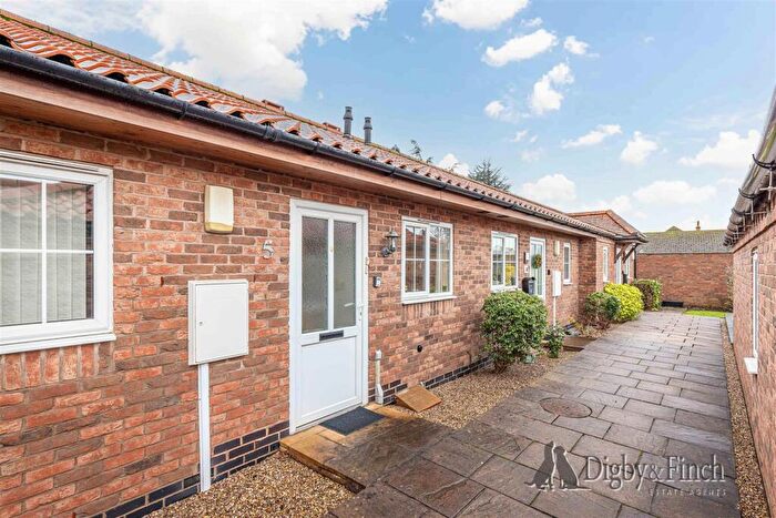 2 Bedroom Terraced Bungalow For Sale In Grantham Road, Radcliffe-On-Trent, Nottingham, NG12