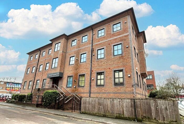 1 Bedroom Apartment For Sale In Mendy Street, High Wycombe, Buckinghamshire, HP11