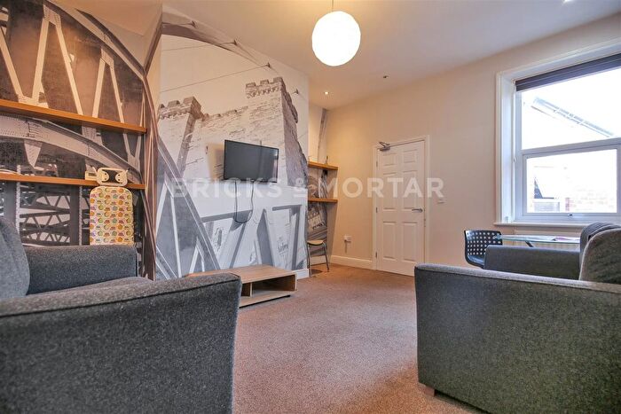 4 Bedroom Property To Rent In Shortridge Terrace, Jesmond, Newcastle Upon Tyne, NE2