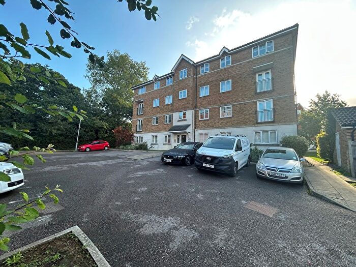 2 Bedroom Flat For Sale In Snowdrop Rise, St Leonards On Sea, TN38