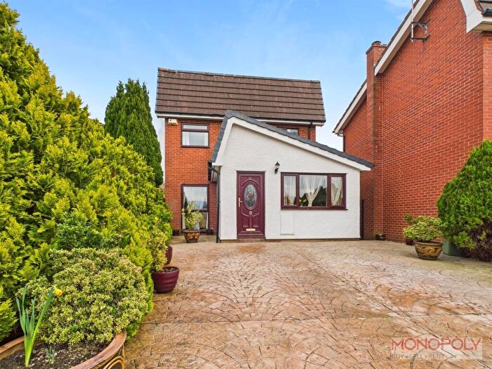 3 Bedroom Detached House For Sale In The Homestead, Wrexham, LL14