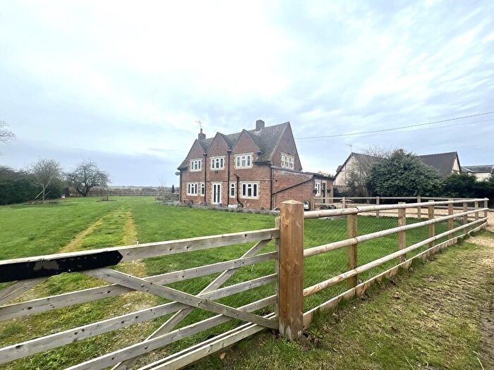 5 Bedroom Detached House For Sale In London Road, Chatteris, Cambs., PE16