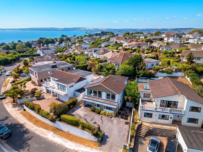 4 Bedroom Detached House For Sale In Broadstone Park Road, Livermead, Torquay, TQ2