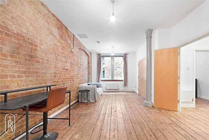 2 Bedroom Apartment For Sale In Commercial Street, London, E1