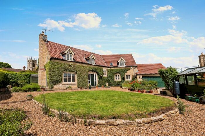 5 Bedroom Property For Sale In Staples Court, Great Ponton, Grantham, NG33