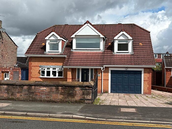 4 Bedroom Detached House For Sale In Cronton Road, Widnes, WA8