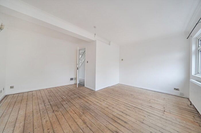 3 Bedroom Terraced House For Sale In Ford End, Woodford Green, IG8