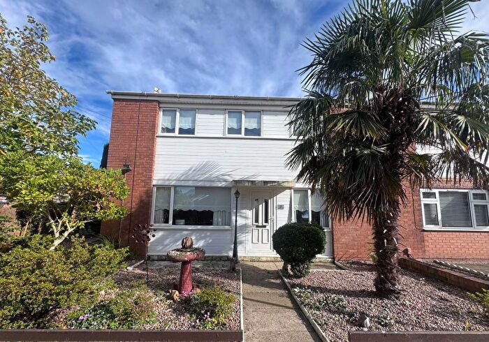 3 Bedroom Town House For Sale In Elmswood Grove, Liverpool, Merseyside, L36