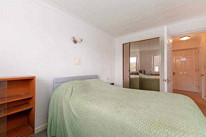 1 Bedroom Flat For Sale In Homecherry House, High Road, Loughton, IG10