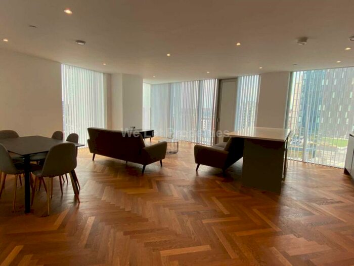 3 Bedroom Apartment To Rent In Deansgate Square, Manchester, M15