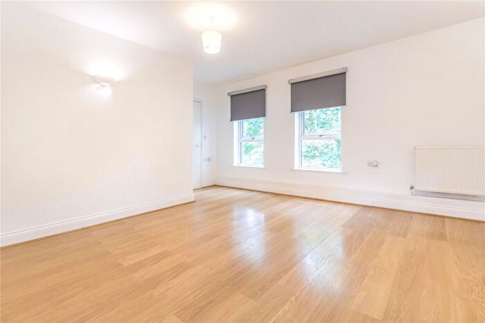 2 Bedroom Flat To Rent In Leda Road, London, SE18
