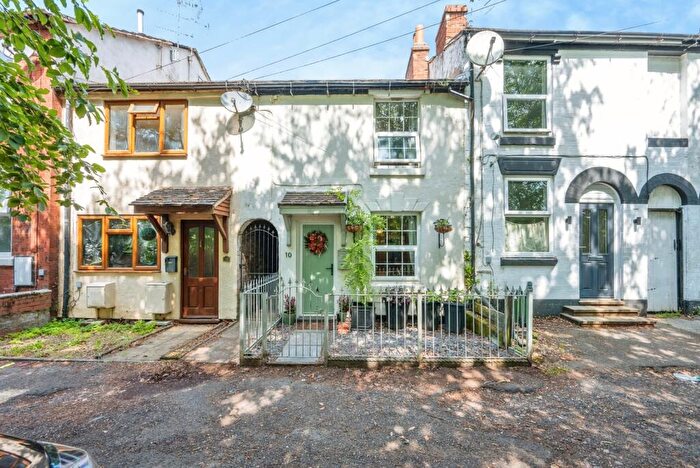 2 Bedroom Terraced House For Sale In Lenchville, Kidderminster, Worcestershire, DY10