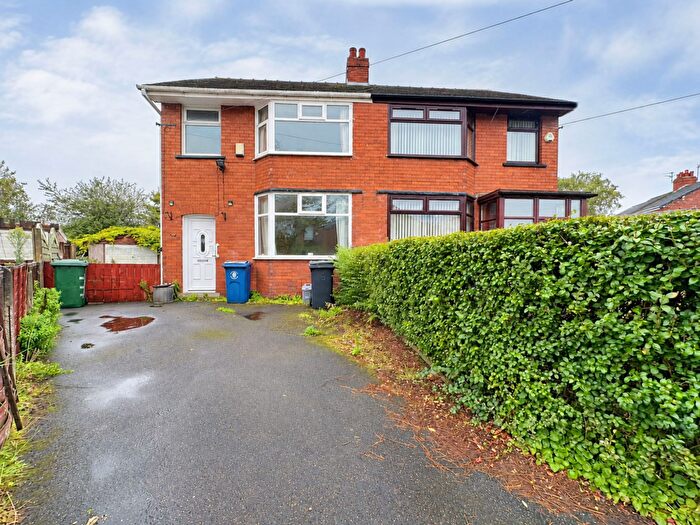 3 Bedroom Semi-Detached House For Sale In Croftson Avenue, Ormskirk, L39