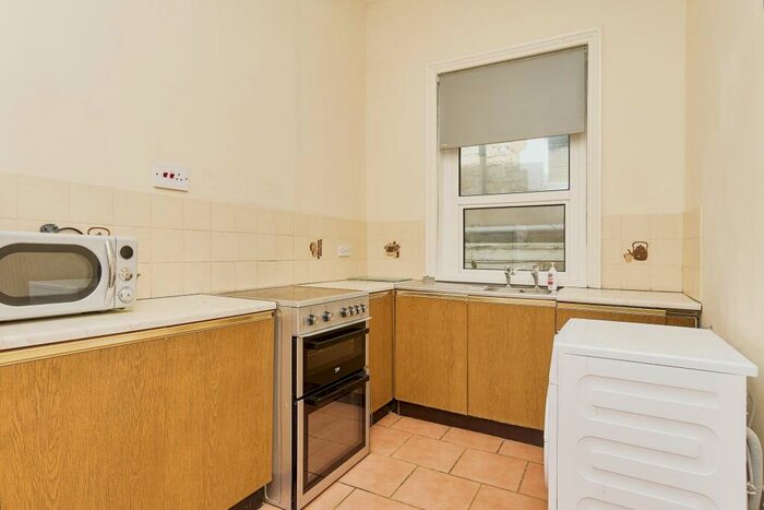 2 Bedroom Apartment To Rent In Osborne Road, Shanklin, PO37