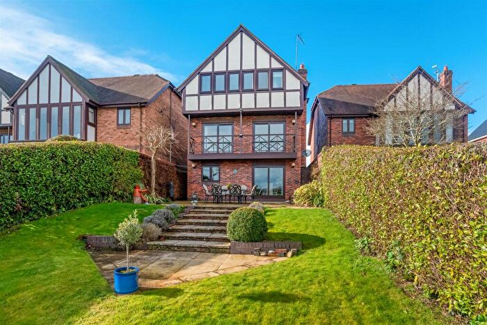 4 Bedroom Detached House For Sale In River Way, Shipston-on-Stour, CV36