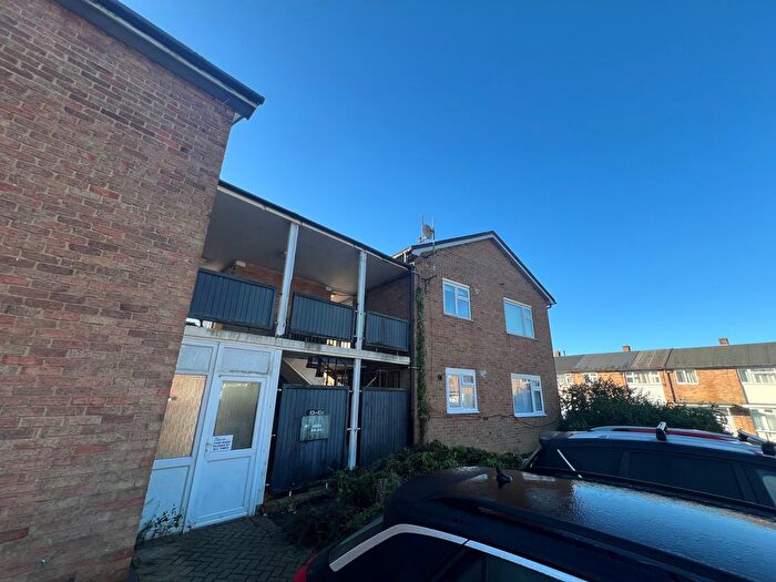 2 Bedroom Flat To Rent In Rushes Mead, Harlow, CM18