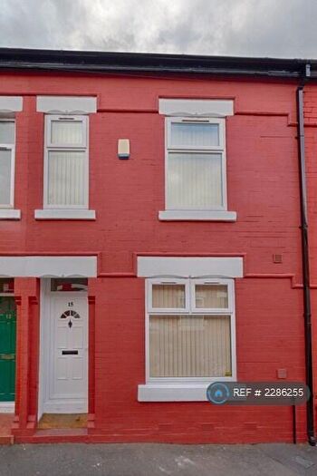 4 Bedroom Terraced House To Rent In Welby Street, Manchester, M13