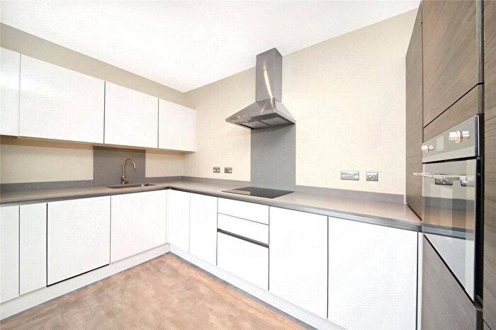 2 Bedroom Apartment To Rent In Tamworth Road, Croydon, Surrey, CR0
