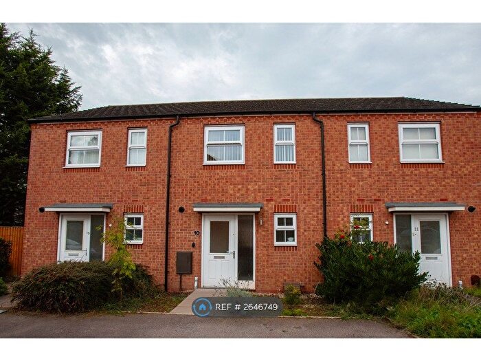 2 Bedroom Terraced House To Rent In Elm Walk, Coventry, CV4