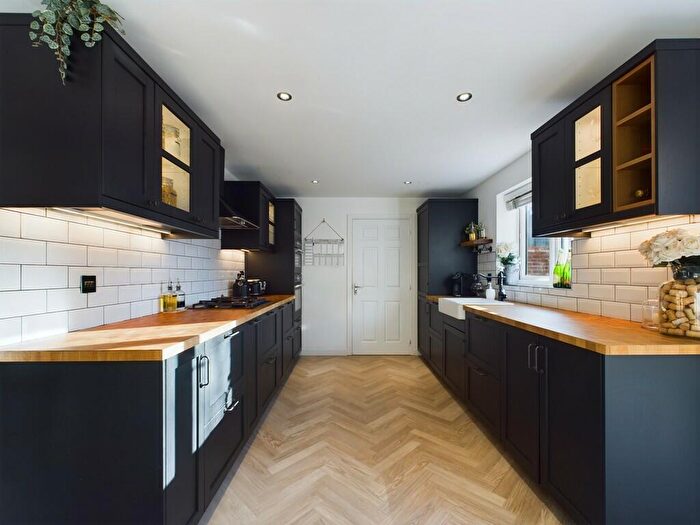4 Bedroom Detached House For Sale In Burdock Way, Emersons Green, Bristol, BS16