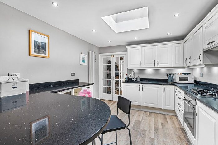 2 Bedroom Terraced House For Sale In Laleham Road, Staines-Upon-Thames, TW18