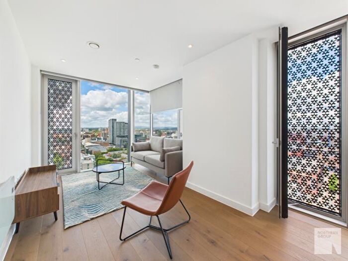 2 Bedroom Apartment To Rent In Viadux :: Manchester, M1