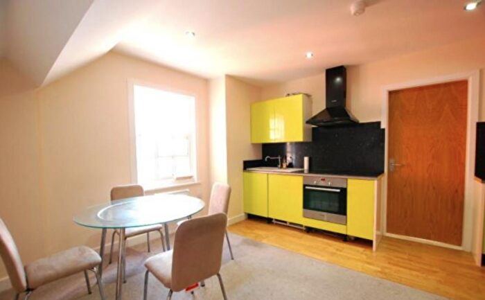 2 Bedroom Flat To Rent In Denby Street, Sheffield, S2