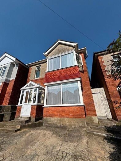 1 Bedroom Detached House To Rent In Hankinson Road, Bournemouth, BH9