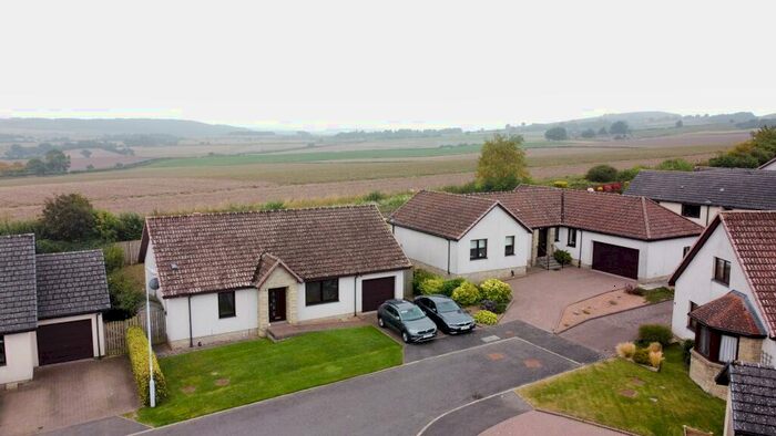 2 Bedroom Detached Bungalow For Sale In Pitcairn Drive, Balmullo, KY16