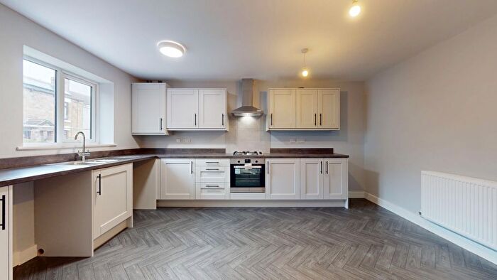 3 Bedroom Semi Detached House To Rent In New Street, Darfield, Barnsley, S73