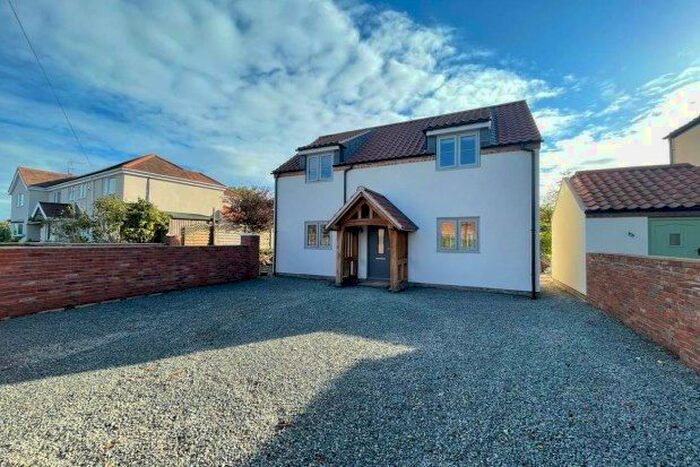3 Bedroom Detached House To Rent In Thoroton, Nottingham, NG13