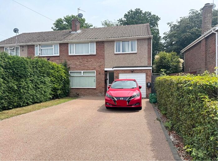 3 Bedroom Semi-Detached House For Sale In Dibden Purlieu, Southampton, Hampshire, SO45