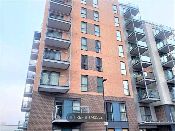 2 Bedroom Flat To Rent In Jude Street, Canning Town, E16