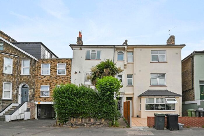 1 Bedroom Flat For Sale In Eastdown Park, Hither Green, London, SE13