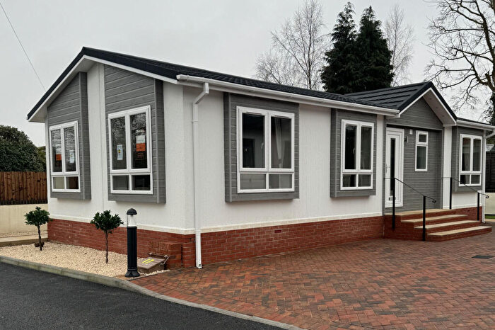 2 Bedroom Park Home For Sale In Barlestone, Warwickshire, CV13
