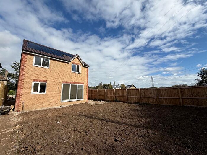 3 Bedroom Detached House For Sale In Winkins Lane, Great Somerford, Chippenham, SN15