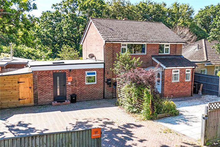 4 Bedroom Detached House For Sale In Manor Road, New Milton, Hampshire, BH25