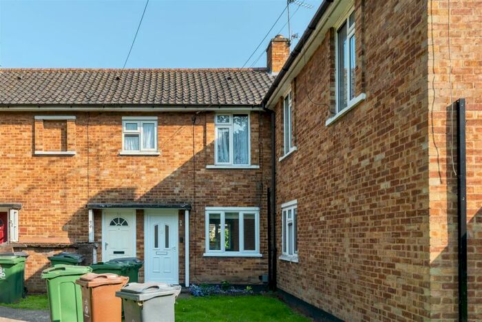 1 Bedroom Apartment To Rent In Wyatts Lane, Walthamstow, E17