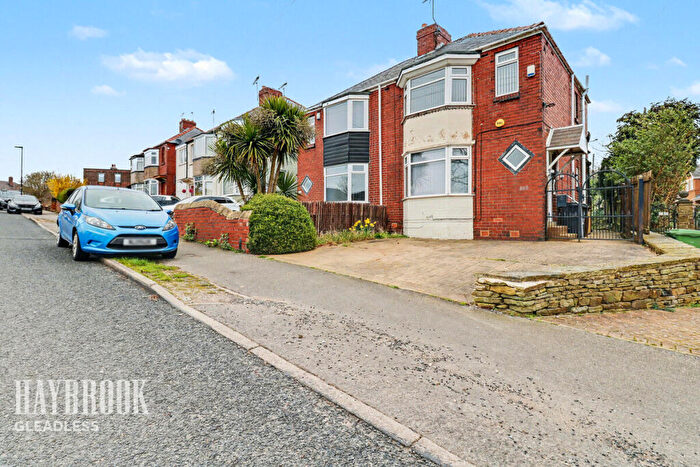 3 Bedroom Semi Detached House For Sale In Gleadless Common, Sheffield, S12