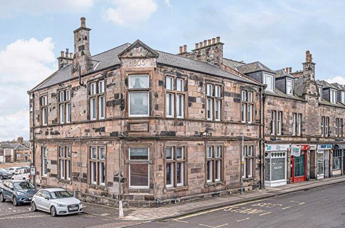 2 Bedroom Flat For Sale In Hunter Street, Kirkcaldy, KY1