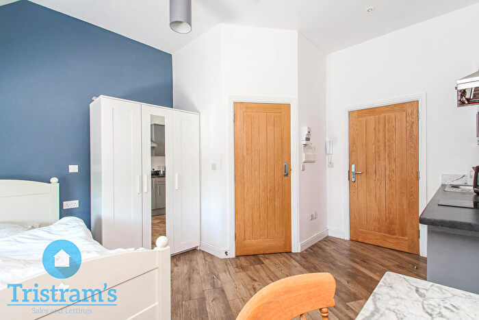 Studio To Rent In , Zephyr Building, City Centre, C26