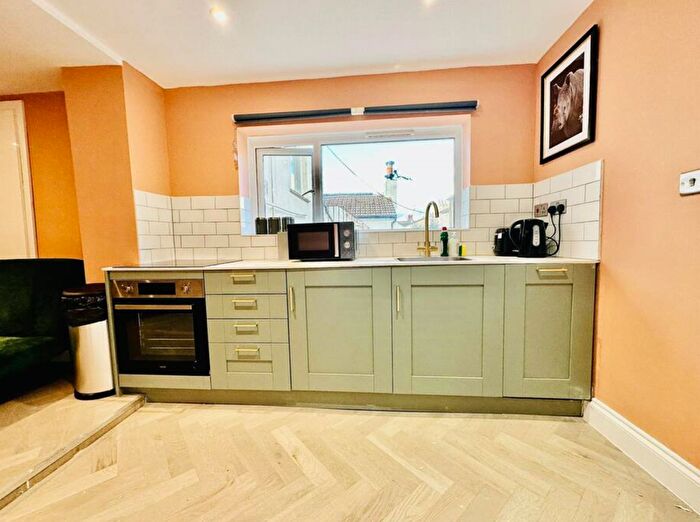 1 Bedroom Flat To Rent In Cheltenham Place, Brighton, BN1