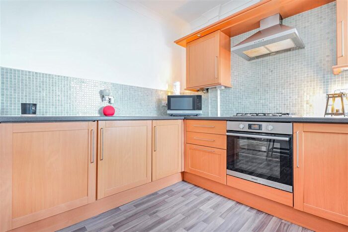 2 Bedroom Flat For Sale In Campbell Street, Wishaw, ML2