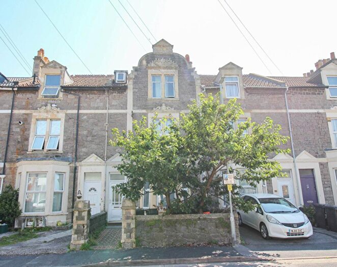 3 Bedroom Maisonette For Sale In Jubilee Road, Weston-super-Mare, BS23