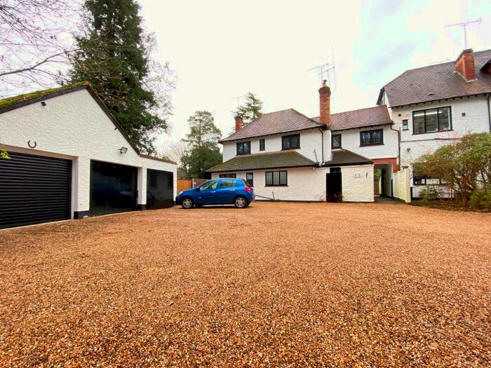 2 Bedroom Property To Rent In Road House Estate, High Street, Old Woking, Woking, GU22
