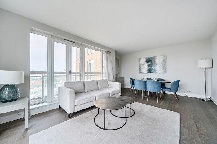 2 Bedroom Flat To Rent In Westferry Circus, E14