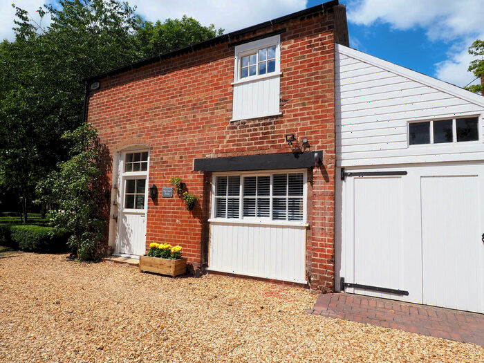 1 Bedroom Barn Conversion To Rent In Loughborough Road, Hoton, LE12