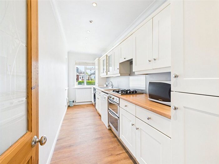 2 Bedroom Flat To Rent In Longhill Road, Ovingdean, Brighton, East Sussex, BN2